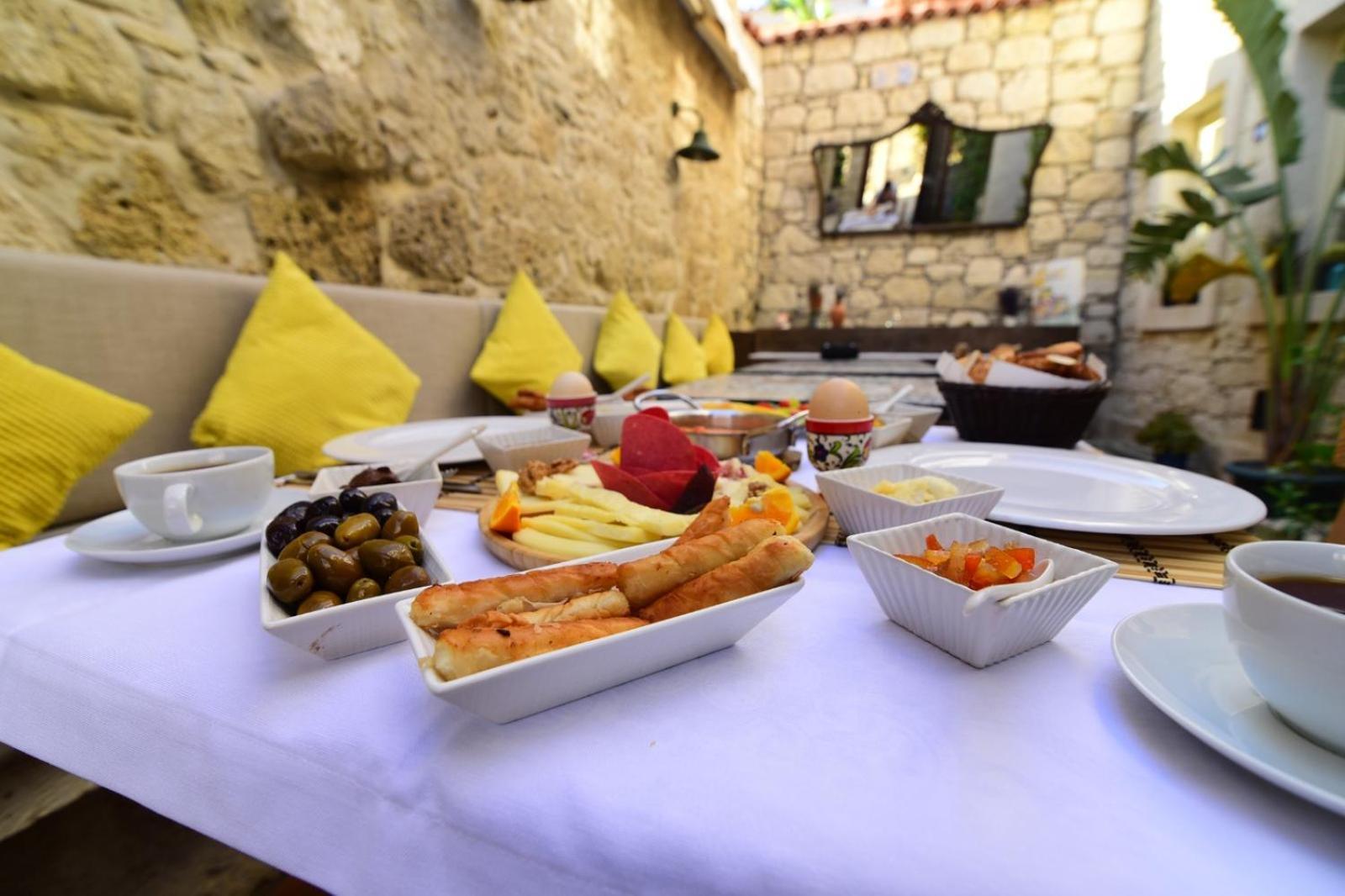 Micel Otel Alaçatı Luaran gambar